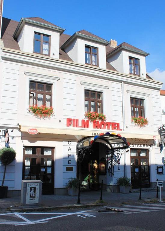 Film Hotel Братислава Экстерьер фото